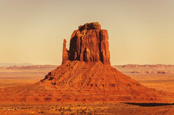 Comment explorer les canyons colorés de l'Arizona en montgolfière au lever du soleil ?